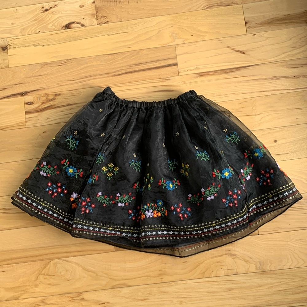Hanna Andersen Girls Embroidered skirt